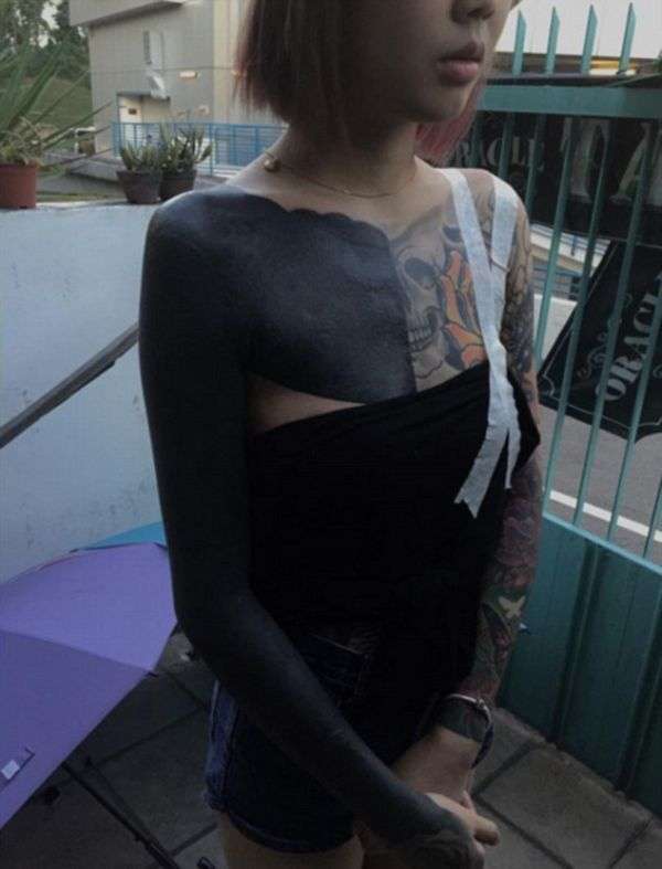 Нова мода: зафарбовані татуювання (9 фото)