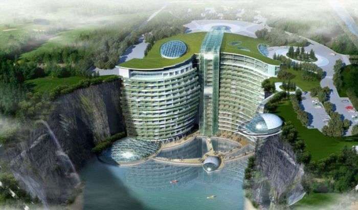 У занедбаному китайському карєрі будують 19-поверховий готель (8 фото)