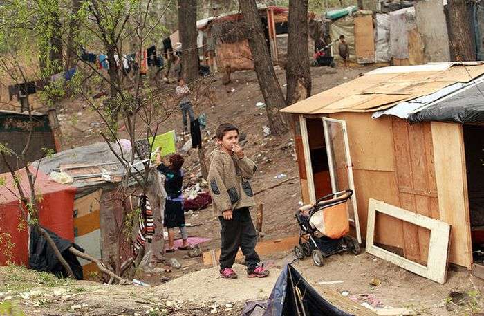 У Києві цигани розбили два табору (18 фото)