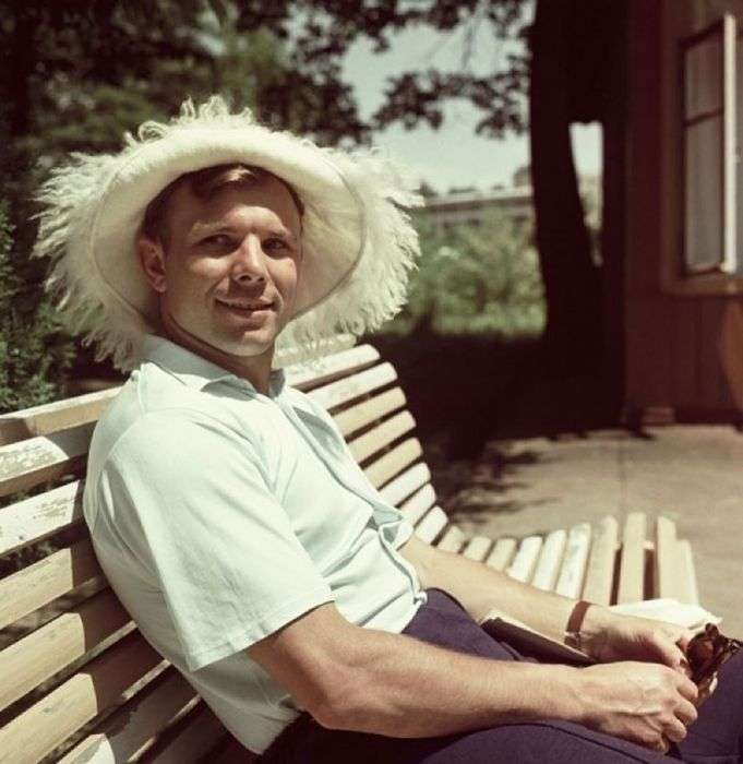 Рідкісні фото Юрія Гагаріна в День космонавтики (18 фото)