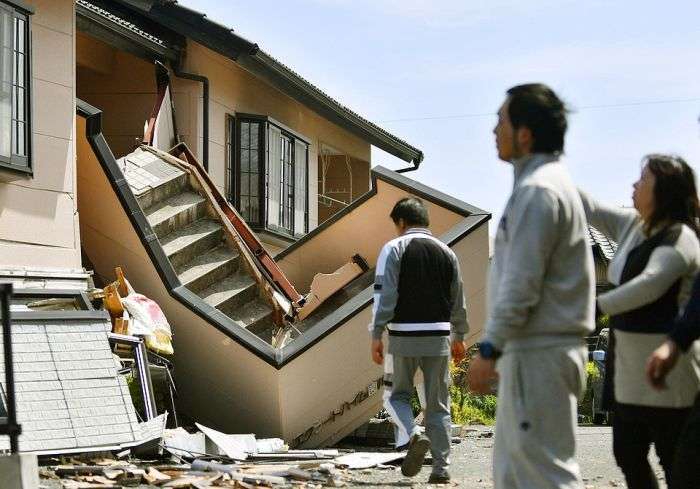 У Японії сталася найбільша за останні 5 років землетрус (15 фото + 2 відео)