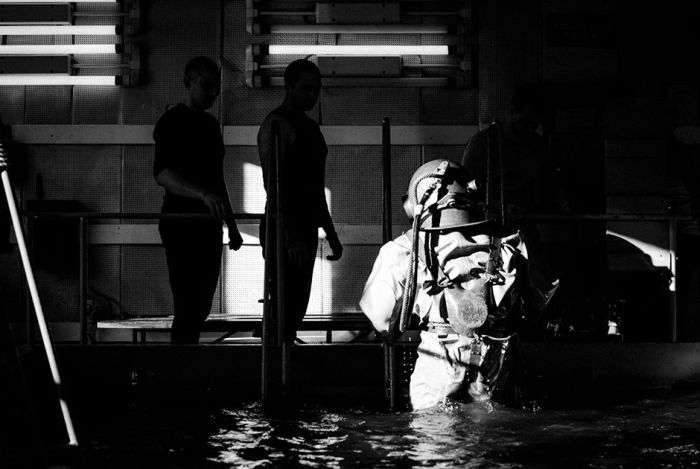 Тренування військових водолазів в морській школі ДТСААФ (23 фото)
