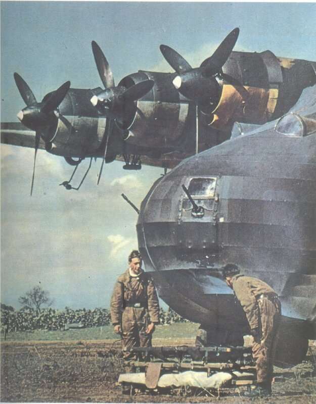 Чудо-оружие Рейха: военно-транспортный самолет Me.323 Gigant   Интересное