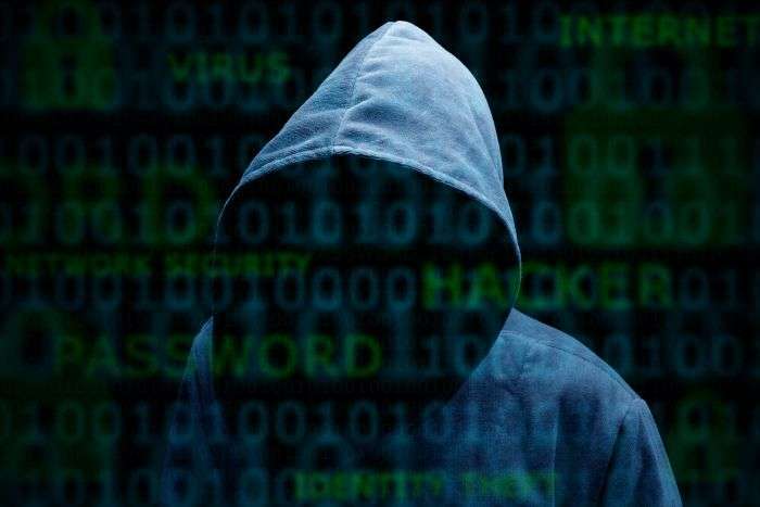 Представившись роботодавцями, шахраї викрали 400 000 рублів у жителя Липецької області (2 фото)