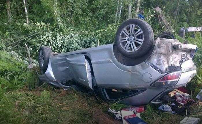 У Ленінградській області мажори розважаються полюванням на автомобілістів (3 фото + текст)