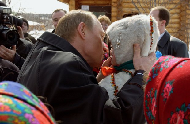 ТАЙНА КРАСНОЙ ШАПОЧКИ. РАЗГАДКА. 