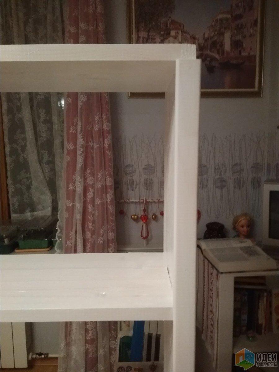 Шкафчик в ванную комнату из сосновых щитов идеи