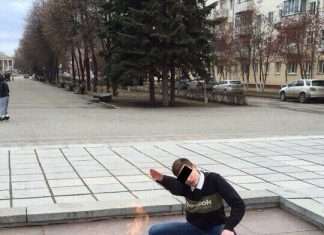 У Кемеровській області шукають підлітка, сфотографировавшегося біля Вічного вогню з нацистським вітанням (фото)