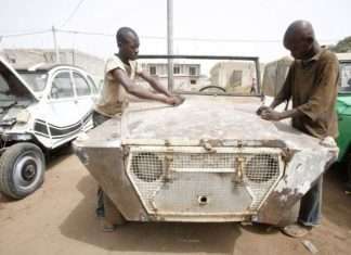 Типова автомайстерня в Африці (10 фото)