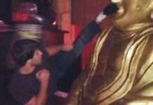 Борець з Дагестану встав на коліна за осквернення статуї Будди в Калмикії (фото + 2 відео)