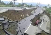 Страшні наслідки сильного землетрусу в Еквадорі (25 фото)