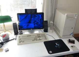 Моддер перетворив 20-річний флоппі-дисковод в сучасний картрідер (7 фото + відео)