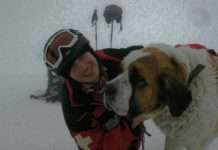 Одноногий хлопець рятує туристів на гірськолижному курорті Казахстану (7 фото)