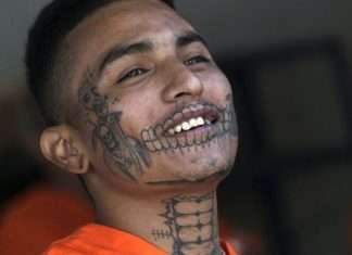 Прогулянка по мексиканської вязниці суворого режиму (24 фото)