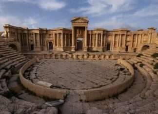 Зявилися перші кадри звільненій від бойовиків ИГИЛ Пальміри (8 фото + відео)