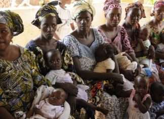 Покарання для невірних подружжя в різних країнах світу (11 фото)