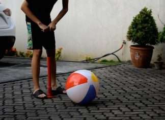 Філіппінський підліток зібрав копію робота BB-8 з «Зоряних воєн» (17 фото)