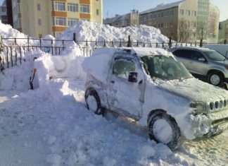 Ось чому автомобілістам Камчатки необхідно мати свій гараж (6 фото)