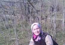 У Дагестані пенсіонерка вбила 80 змій, що оселилися на її городі (2 фото)