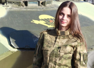 Форма їм до лиця: сім найчарівніших дівчат в погонах