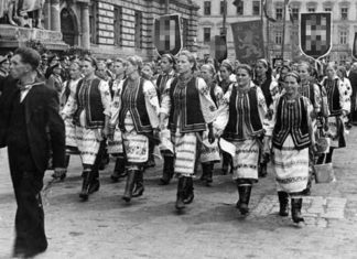 Демонстративний український нацизм. Анатолій Вассерман