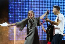 Собчак викликала Шнурова на «батл» через віршів про її розлучення