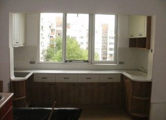 Приєднуємо лоджію до кухні. Чи можна?