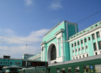 Відстань від Новосибірська до Карасюка і способи його проїхати