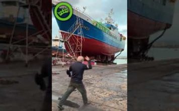 Щойно пофарбували корабель, але все пішло не за планом