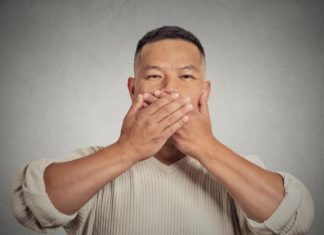 Які російські слова можна вимовляти в інших країнах і чому