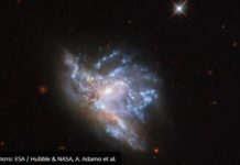 Зіштовхуються галактики NGC 6052