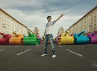 Рекламний фотограф Жан-Ів Лемуань