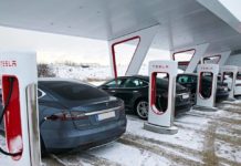 Tesla розробила технологію швидкої зарядки електромобілів