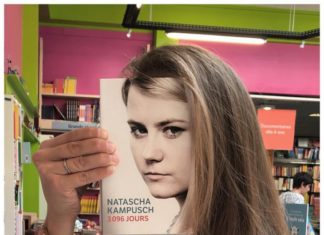 Ось так «нудьгують» співробітники книгарні