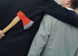 Офіційна Америка боїться української демократії. Ростислав Іщенко