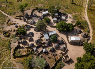 Один день з життя співробітника, що відправився будувати школу в Сенегалі