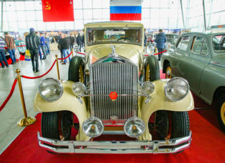 Сезон відкрито: в Москві пройшла 28-й «Олдтаймер-Галерея»