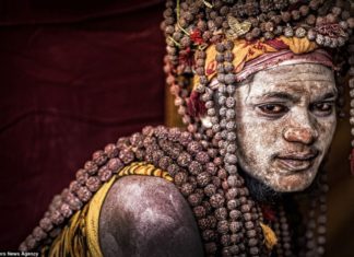 Доброзичливі канібали-трупоеди: відлюдники ахгори з Варанасі