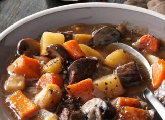 Солянка мясна з картоплею: рецепт інгредієнти, поради з приготування