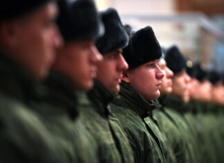 Альтернативна служба — тепер садівник, артист, оленяр