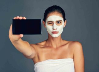 Шкідливі поради: популярні лайфхаки з тік-струму можуть зіпсувати вашу шкіру