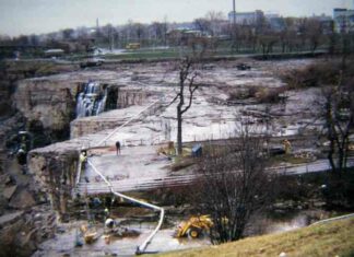 Що приховують води ніагари: як ремонтували знаменитий водоспад