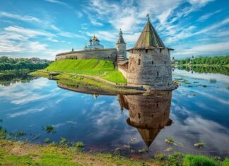 Псков-жива історія росії від рюрика до наших днів