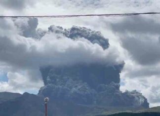 В японії вивергається небезпечний вулкан асо. Наскільки все серйозно?