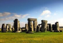 Тайна Шотландского Камня Стоунхенджа: Миллионлетняя Путешествие к Английскому Кругу