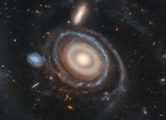 Космічне “яблучко”: Галактика з неймовірними Дев’ятьма кільцями