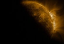 Місяць закриває сонце з супутника перед місячним затемненням / космічне фото дня за 9 вересня 2025 року