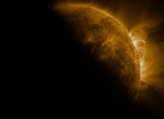 Місяць закриває сонце з супутника перед місячним затемненням / космічне фото дня за 9 вересня 2025 року