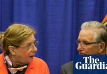 ДНК викинутої соломинки веде до того, що підозрюваному у вбивстві висунули звинувачення через 41 рік