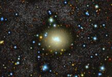 Ізольована галактика не відповідає очікуванням, продовжуючи утворювати зірки